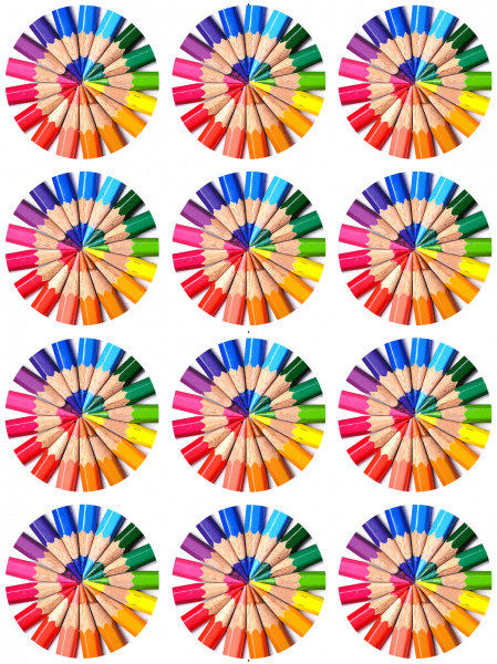 Printed wafers for the first day of school Crayons