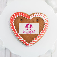 Lebkuchenherz rot weißer Rand mit Logo oder Motiv Lebkuchenherz rot weißer Rand mit Logo oder Motiv